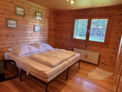 Gem�tliches Holzblockhaus-Bungalow mit besonderem Wohnambiente & idyllischem Garten (Baugrundst�ck)