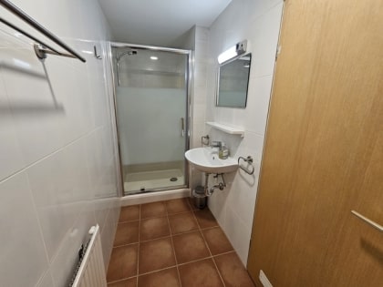 Ger�umiges Wohnhaus (derzeit Ferienhaus) mit Scheune und Garage in sch�ner Lage zwischen Eifel/Mosel