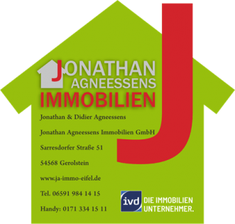 Ger�umiges Wohnhaus mit Garten, Balkon, Terrasse und 2 Garagen