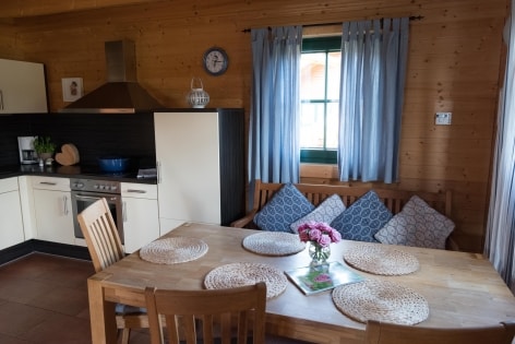 Holzh�user Max & Moritz und Lehrer L�mpel